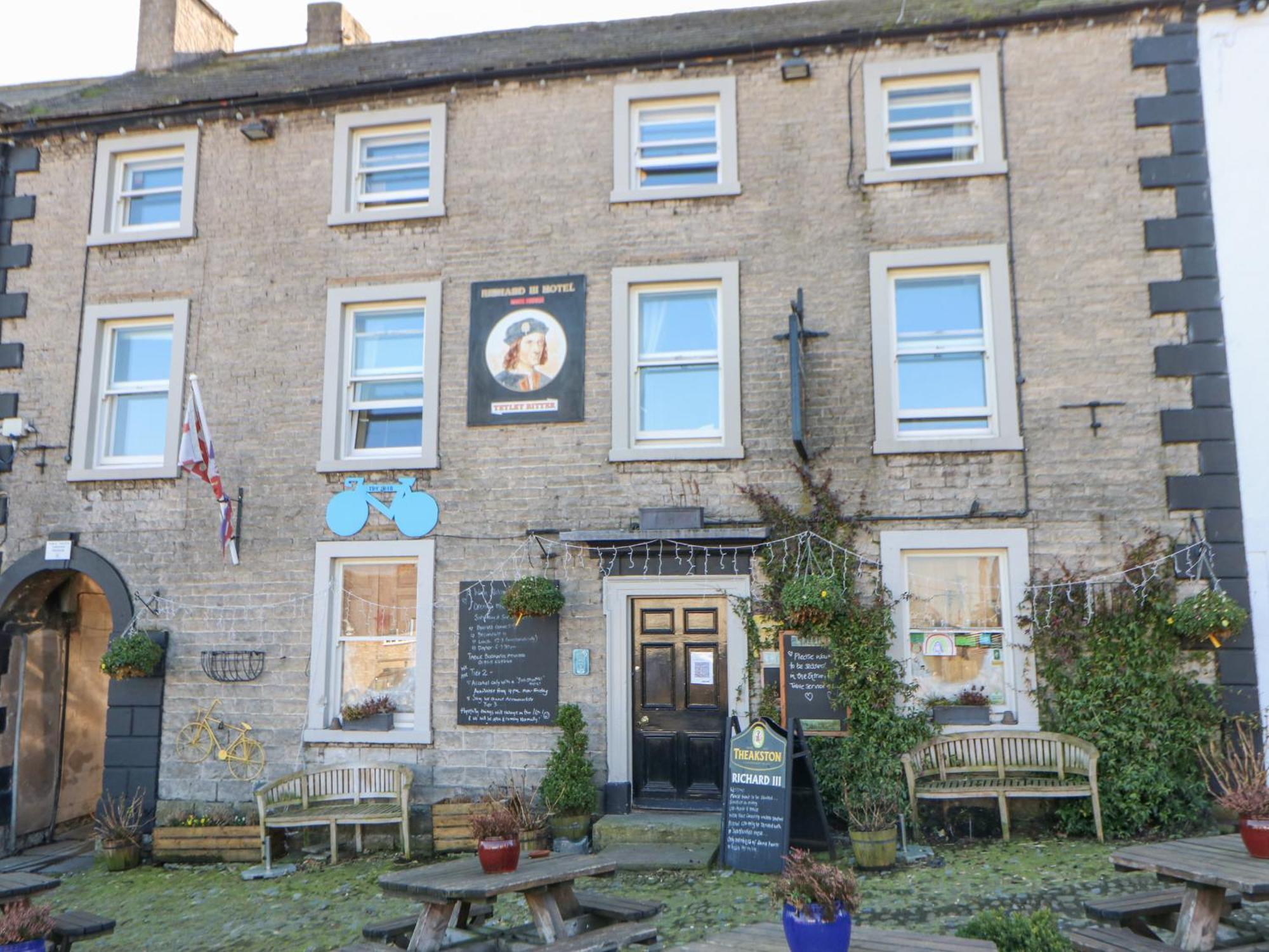 In & Out Cottage Middleham Bagian luar foto
